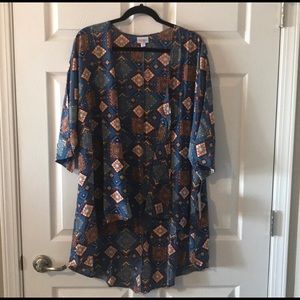🙊 2/$20 Lularoe Lindsey Coverup